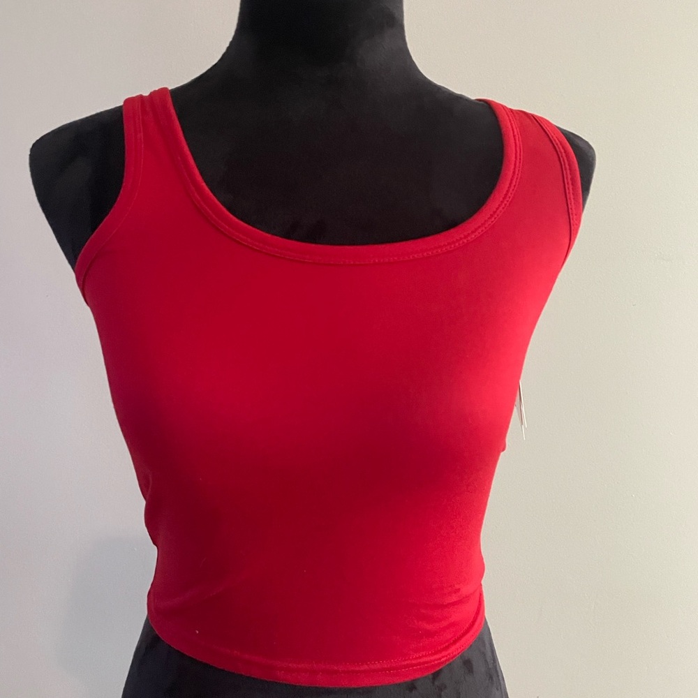 Vibrant Red Sleeveless Fitted Crop Tank Top